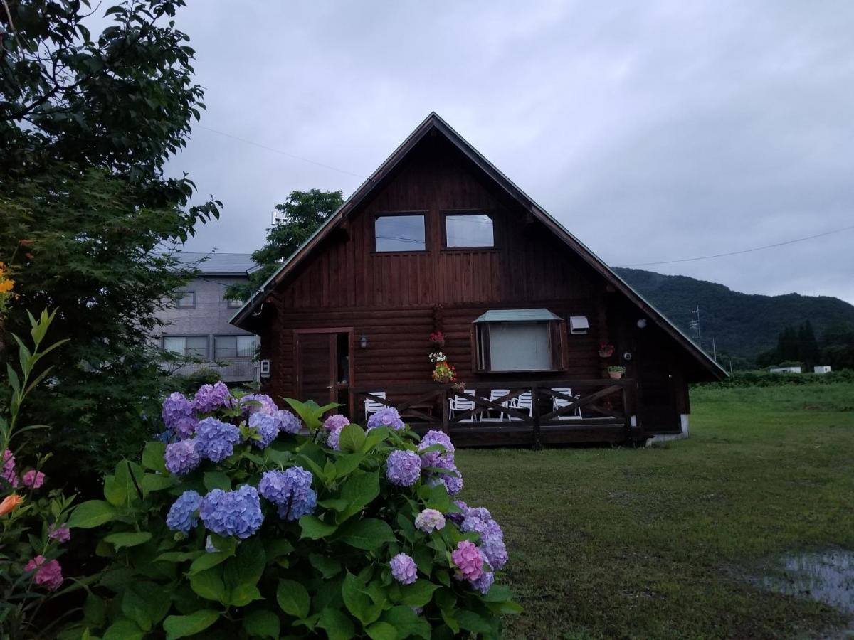 Log Cottage Villa Happo Hakuba Extérieur photo